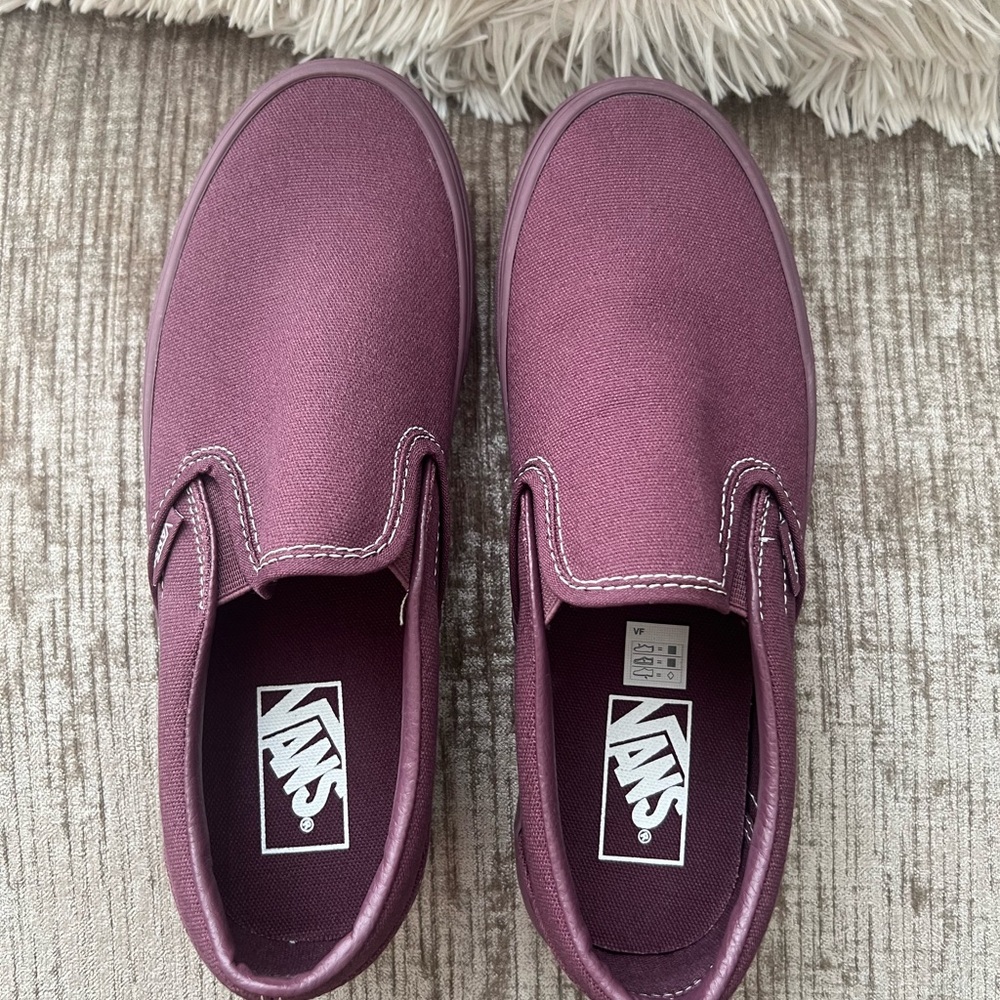 Vans Maroon Slip-On Sneakers - Picture 2 of 3